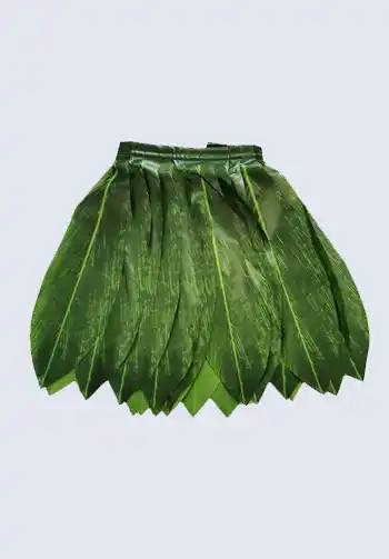  A realistic ti leaf skirt accessory suitable for both adults and kids, enhancing the authenticity of a Maui costume for a Moana-themed event.