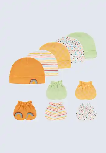 A set of colorful baby hats and mittens, ideal for keeping your newborn cozy and stylish. Make sure to include these in your hospital bag checklist.