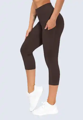 These versatile brown capri leggings provide a comfortable and stylish option for soccer moms. The mid-calf length is perfect for warmer weather, offering breathability and ease of movement. Match them with a casual top and sneakers for an effortlessly chic sideline look.