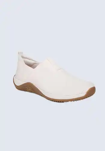 Stay active and stylish with these sporty white slip-on sneakers, a great addition to any soccer mom wardrobe. Their supportive fit and modern design make them perfect for long days on the sidelines. Pair them with joggers or bike shorts for a complete and fashionable soccer mom outfit.