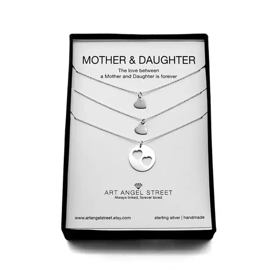 A lovely mom-daughter jewelry set of 3, an ideal gift for sending warm and meaningful Birthday Wishes for Daughter, celebrating her special day with love and style.