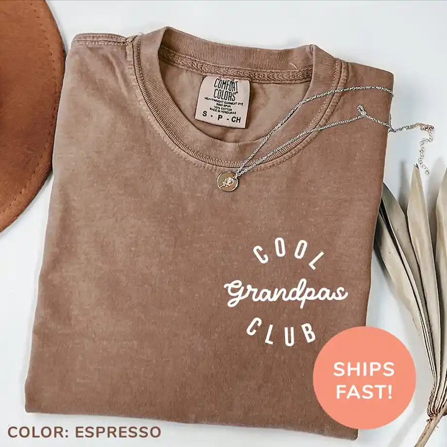 Celebrate the big news with this 'Cool Grandpa's Club' shirt, a fun and unique gift for grandfathers-to-be. A great choice for sharing your pregnancy announcement ideas in style.