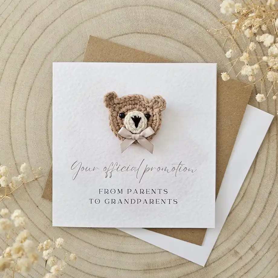 Use this personalized pregnancy announcement card as a creative way to share your exciting news with grandparents. Perfect for your pregnancy announcement ideas!