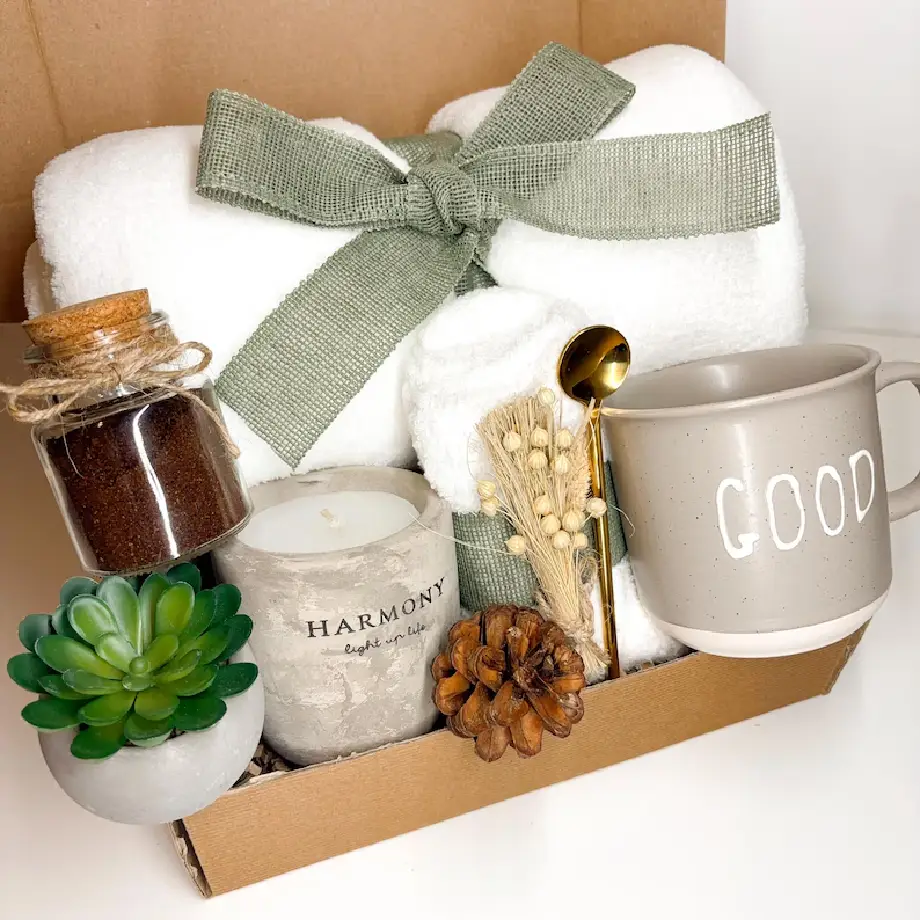 A beautifully crafted Thinking of You gift set, perfect for sending love and comfort with a heartfelt get well soon message.