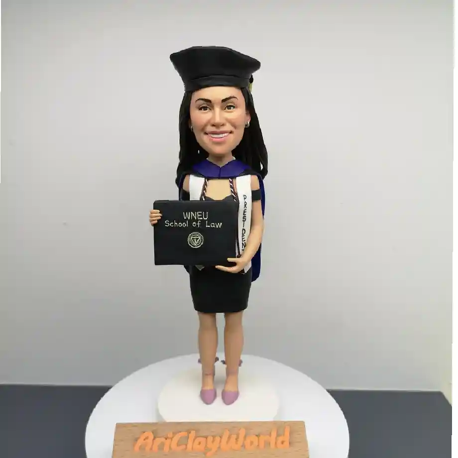 Custom Graduation Bobble Head – Personalized Graduation Gift A0107 with Inspirational Graduation Quotes, Perfect for Her and Him.